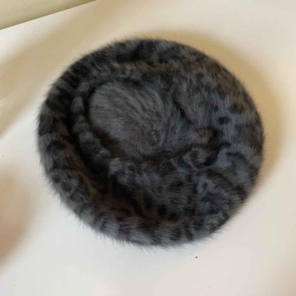 🌿Arden B faux fur animal print beany hat🌿 - Picture 2 of 5